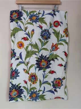 William Sonoma Floral Printed White Linen Kitchen Towel
